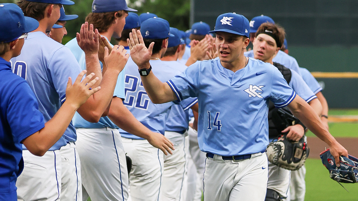 Blue Devils Sneak by Cougars to Advance in Plains District Tournament