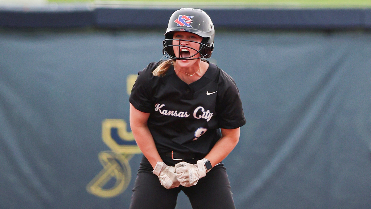 Blue Devils Open Up Tournament Play with Extra Inning Win